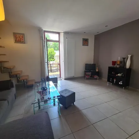 Charmante Maison Avec Jardin, Au Coeur Du Berry, Proche Riviere Et Randonnees - Fr-1-591-57 Holiday home Chasseneuil (Indre)